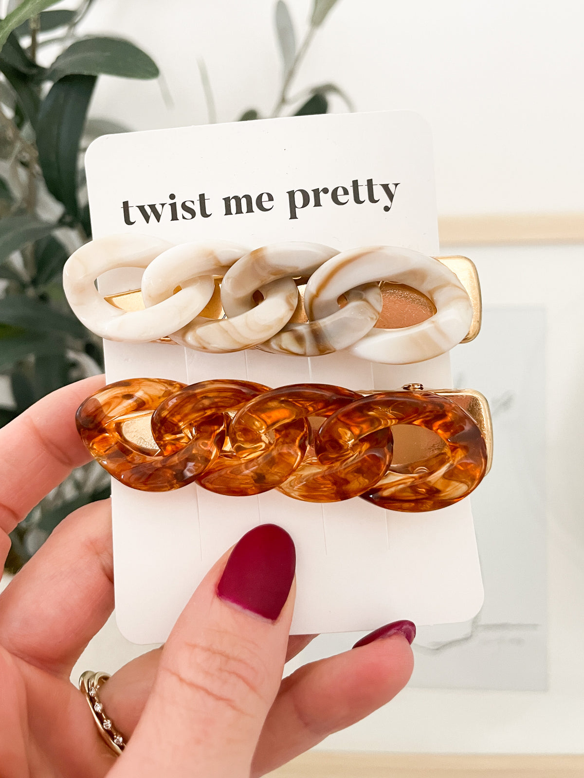 Resin Link Hair Clips